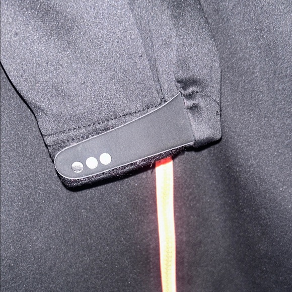 O'Neill Black Jacket with Coral Details - Picture 10 of 13